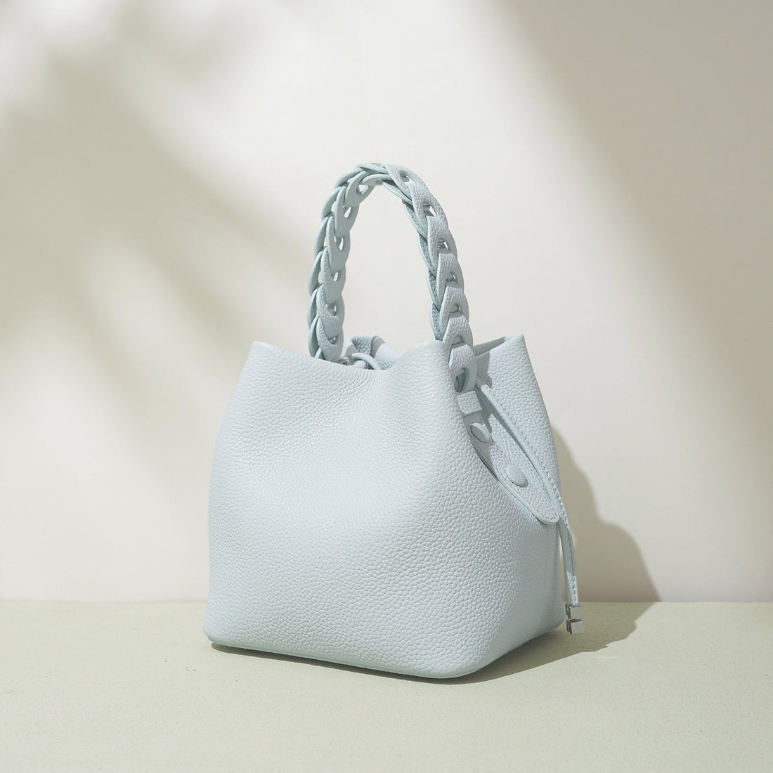 Spring New Arrival Top-Grain Leather Texture Genuine Leather Crossbody Bag